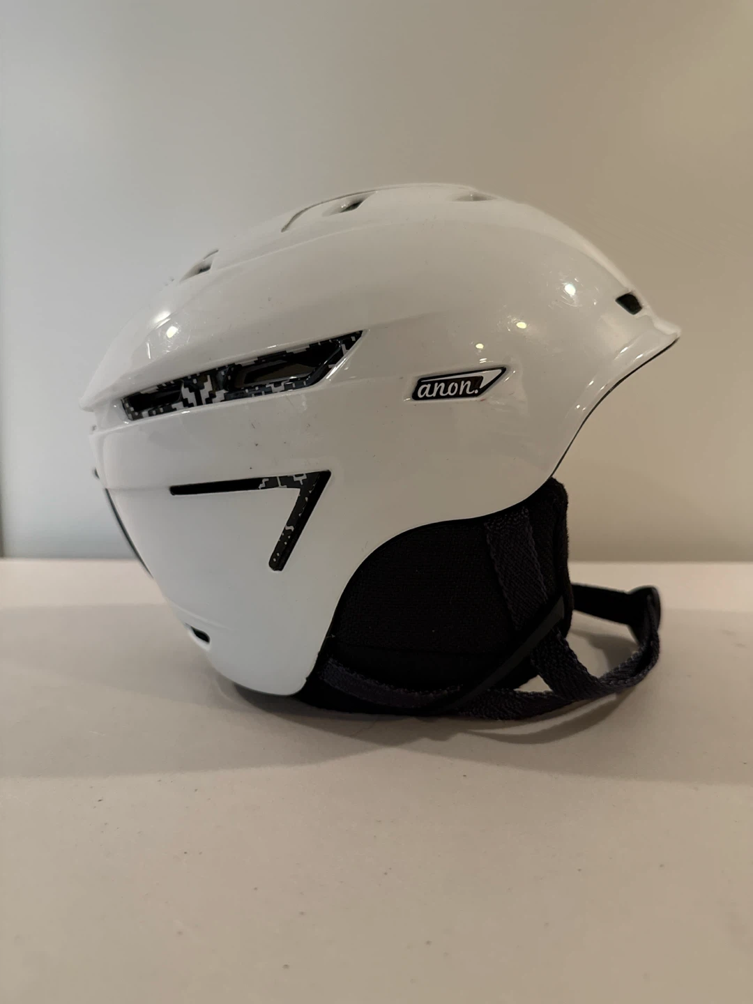 Anon woman’s Ski Helmet - White