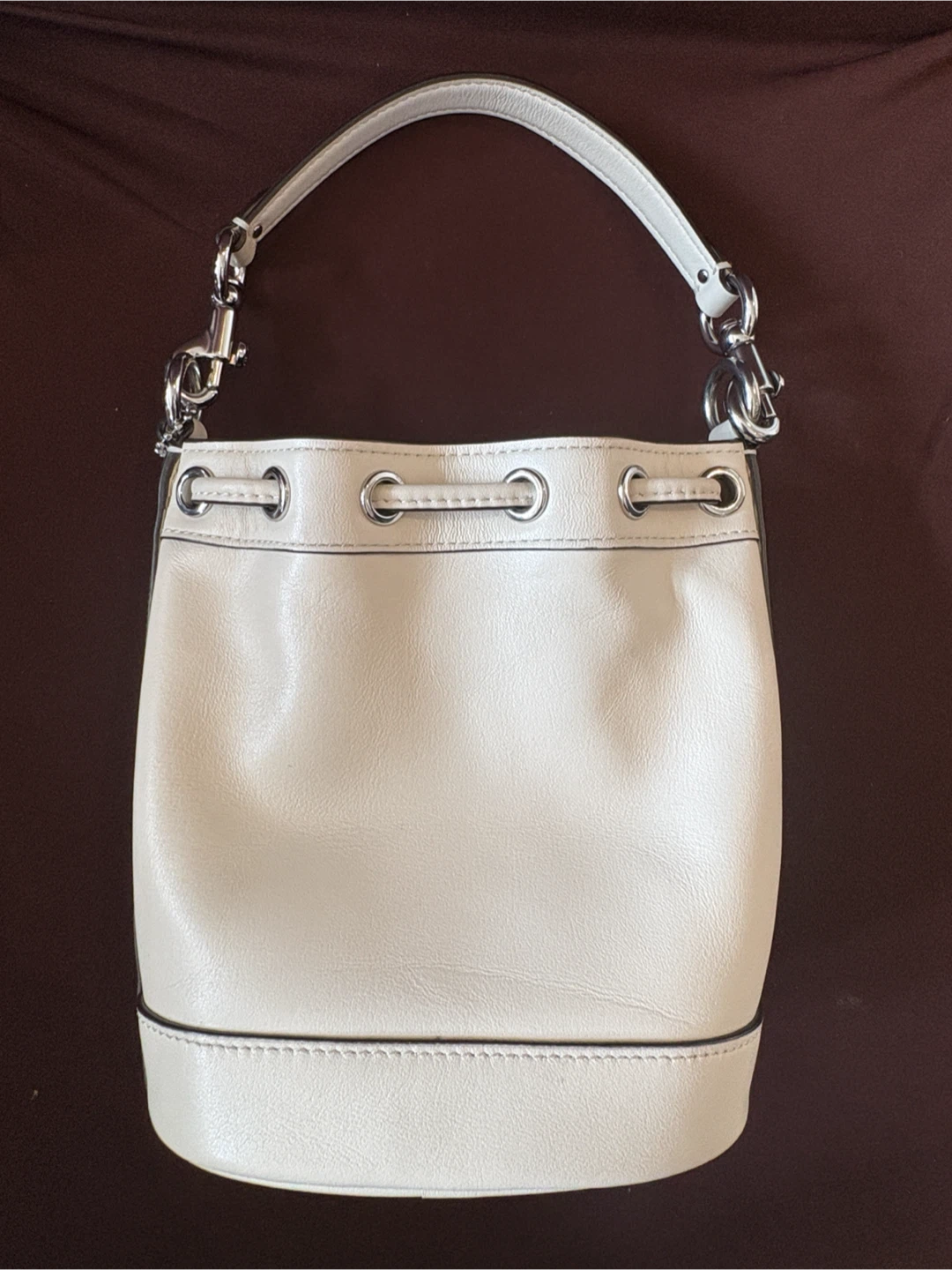 Coach Off-White (Chalk) Leather Mini Bucket Bag Minimalist - photo 3