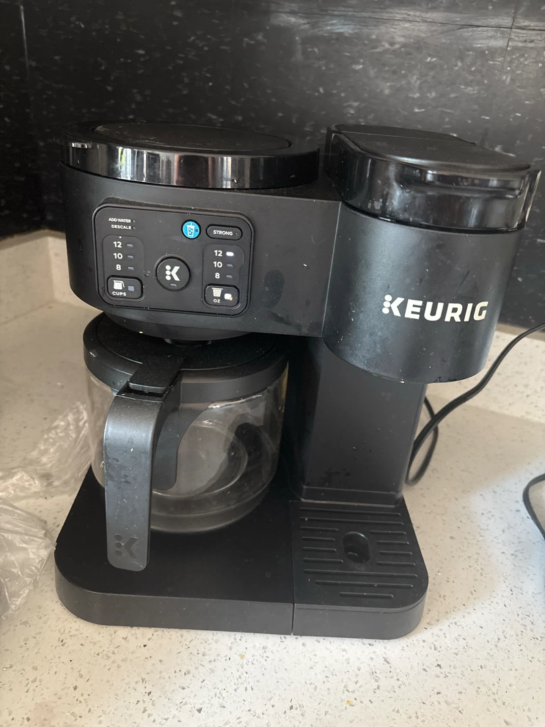 I'm selling a coffee maker and wardrobe