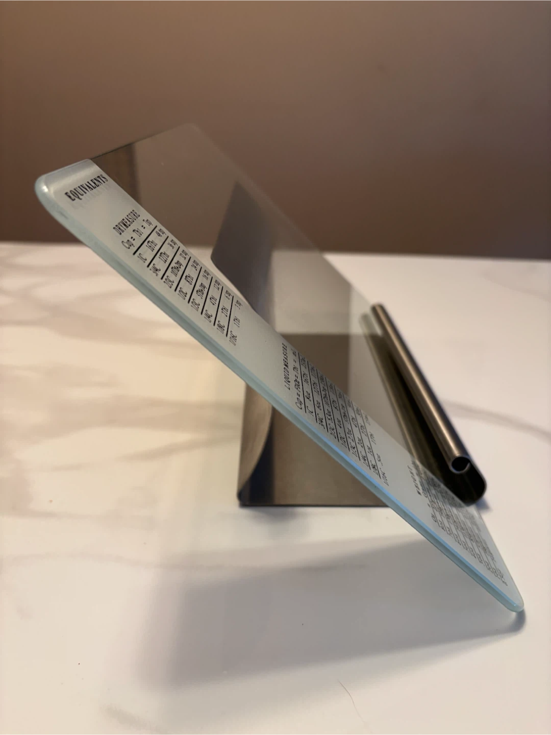 Glass cookbook stand with equivalents measurement guide - photo 3