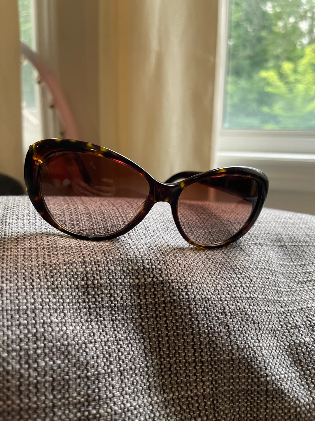 Tory Burch Sunglasses - Tortoiseshell Cat Eye