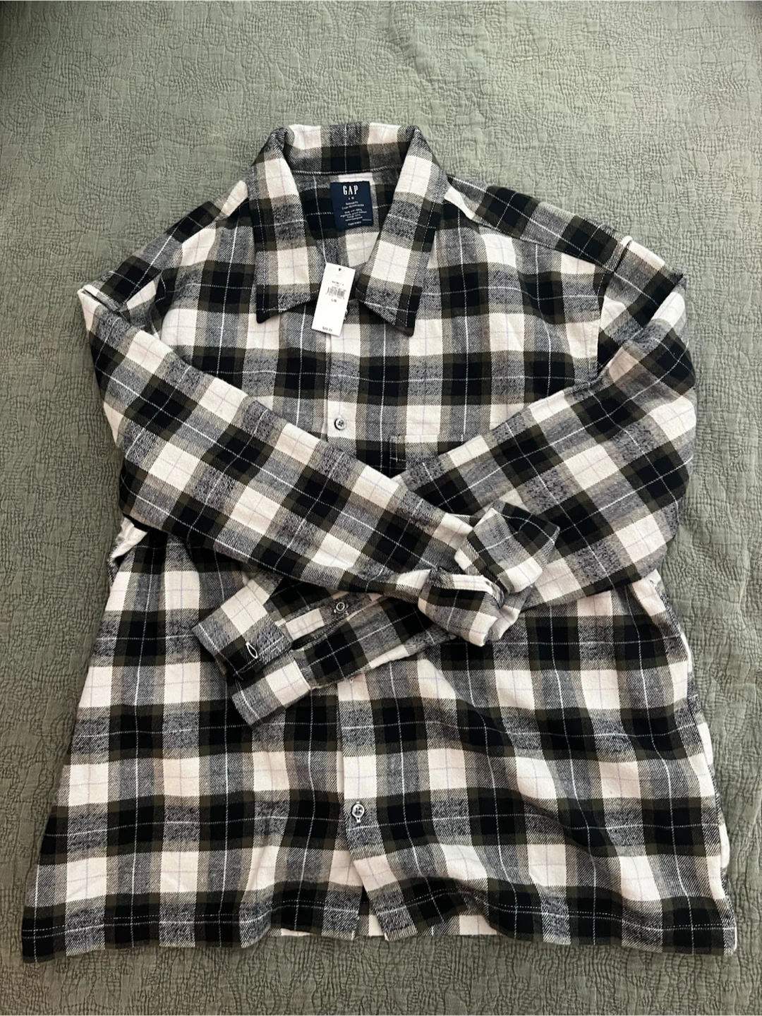 GAP Men's Plaid Button Up