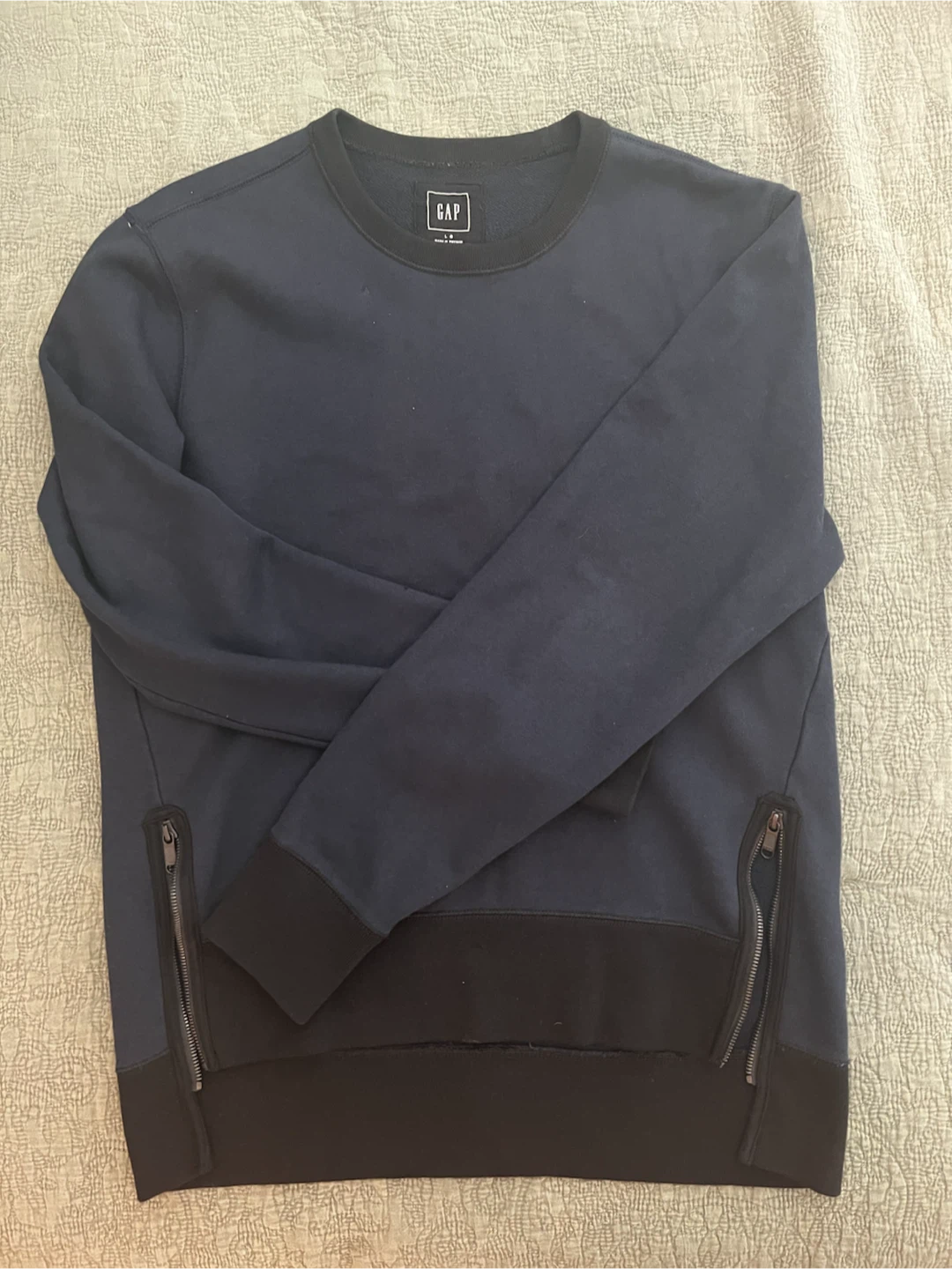 GAP Navy Crewneck Sweatshirt with Zippers - Large