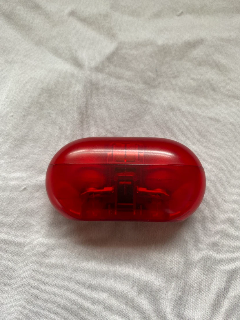 Beats Studio Buds Charging Case - Red - photo 2