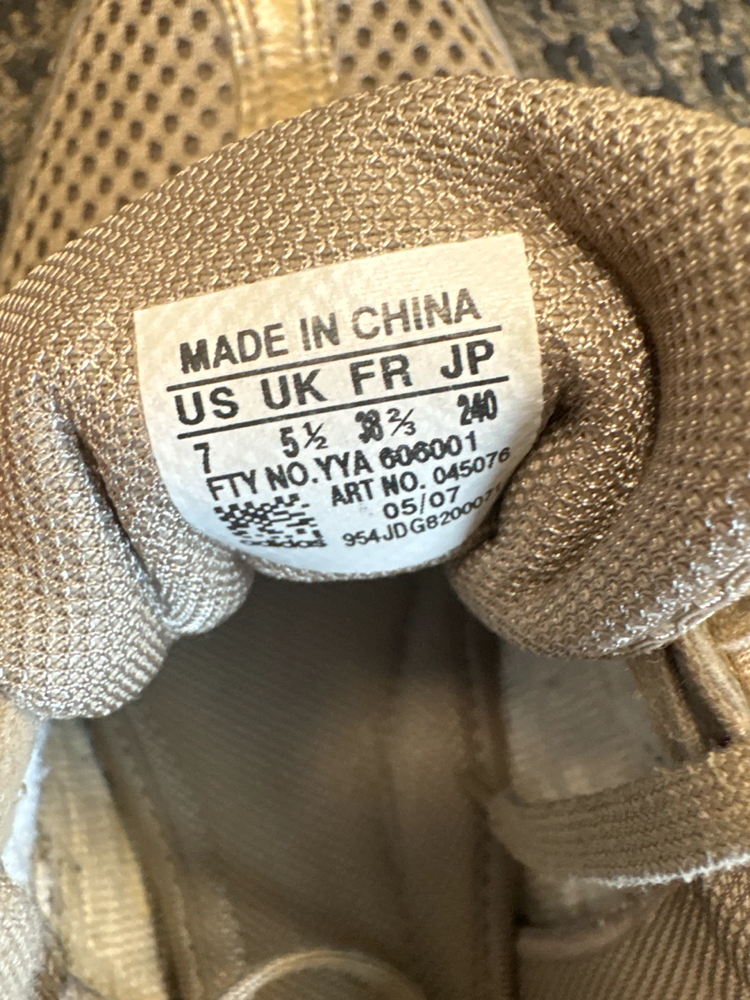 Adidas Women's Running Shoes Size 7 - photo 2