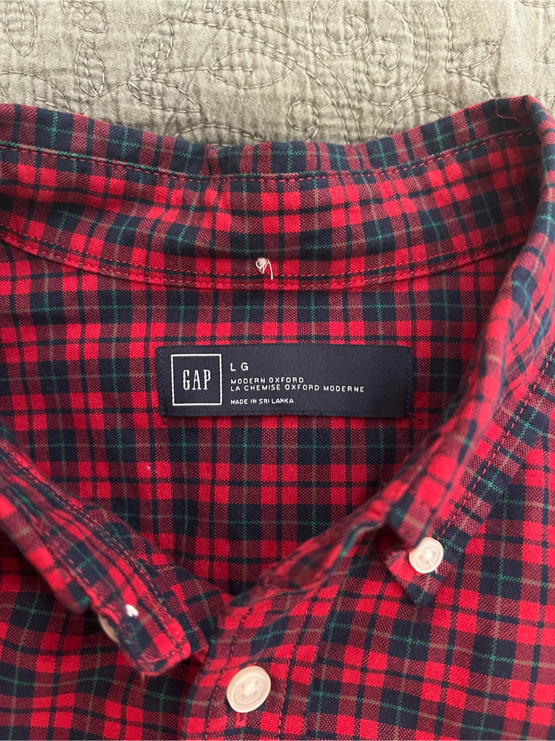 GAP Modern Oxford Plaid Button-Up Shirt - Red/Navy - Large - photo 2