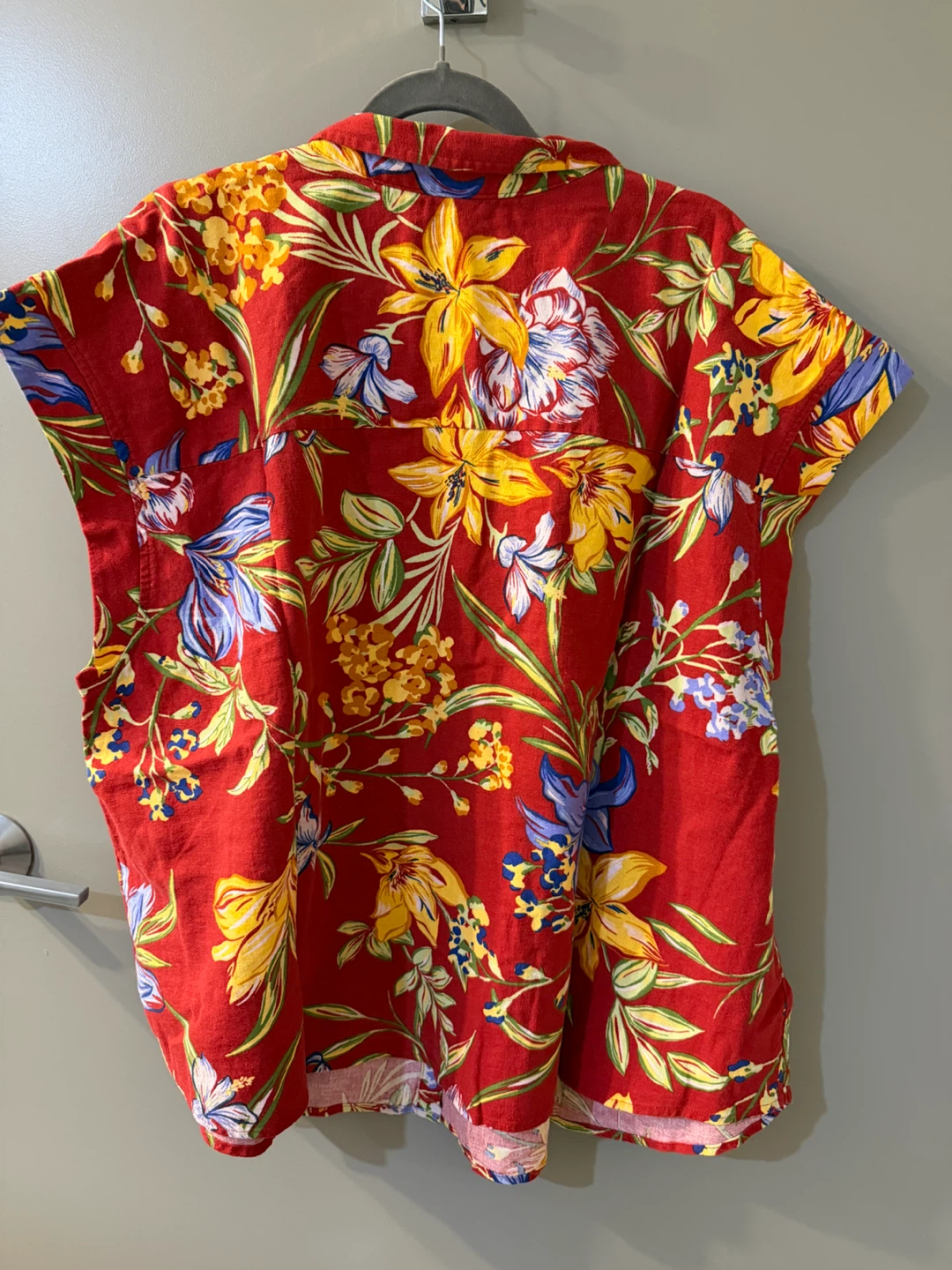 NWT Women’s 3X A New Day Red Floral Linen Blend Shirt - photo 3
