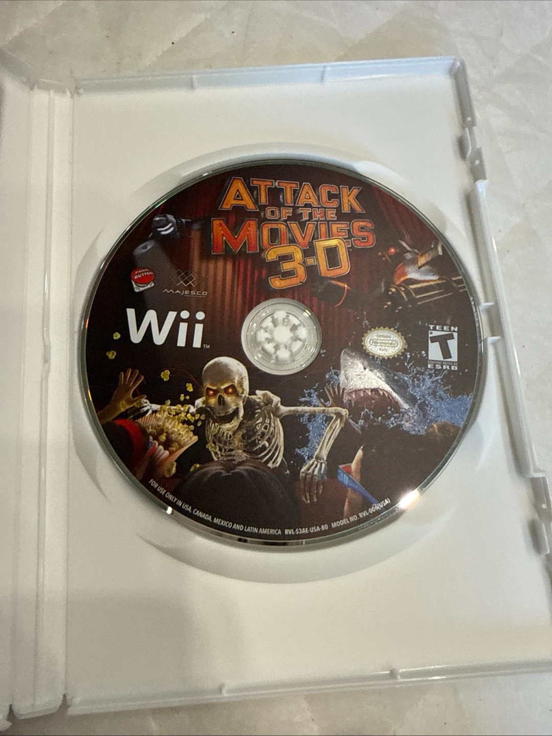 Attack of the Movies 3-D for Wii - photo 4