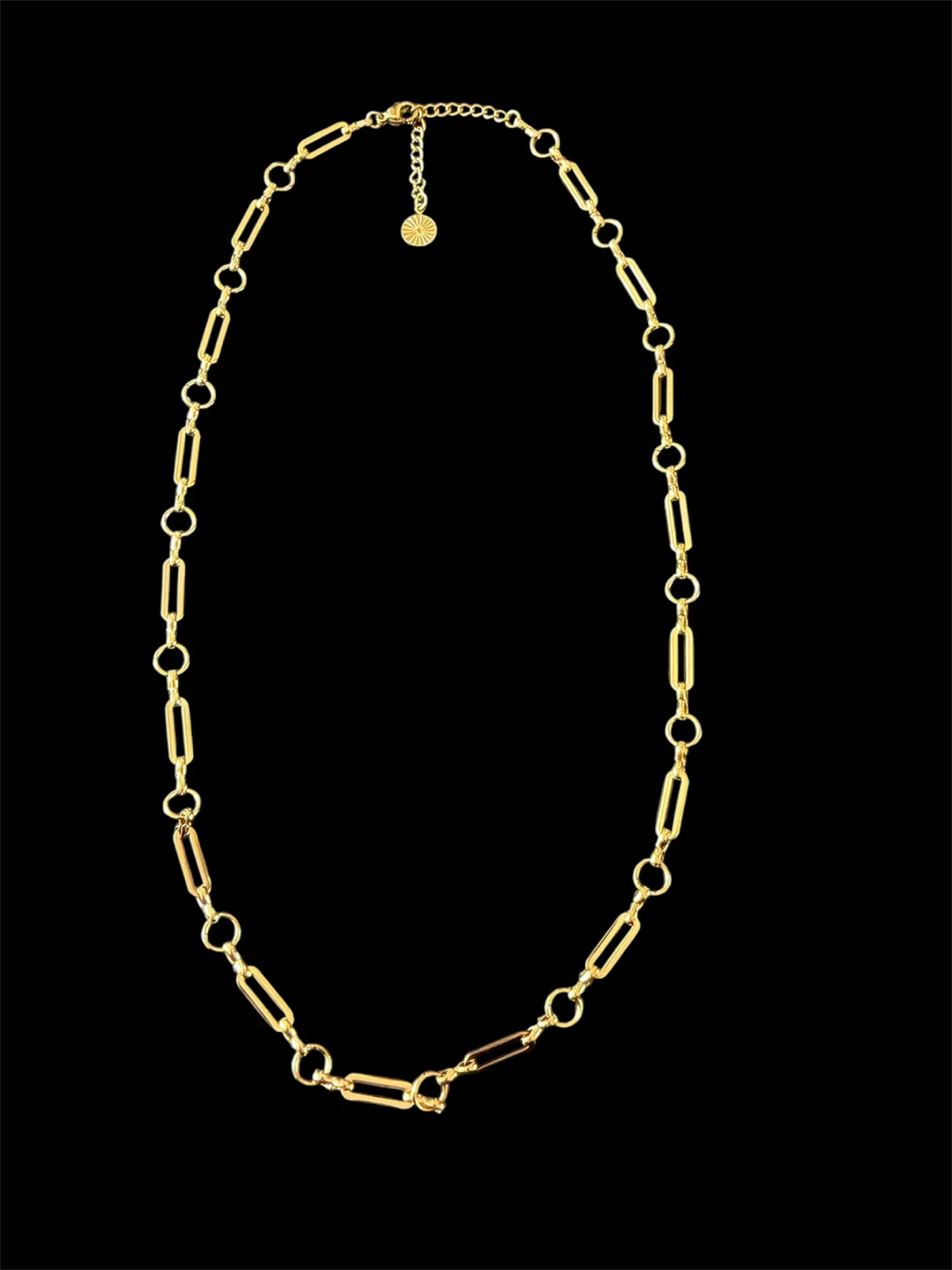 Gold-tone chain necklace with geometric links - photo 2