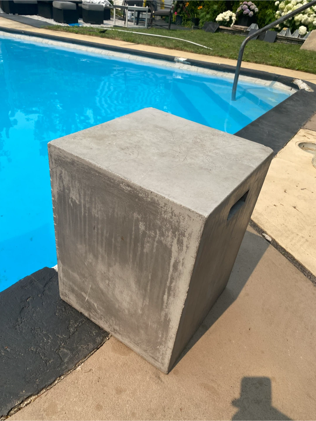 Concrete Planter / Side Table - photo 2