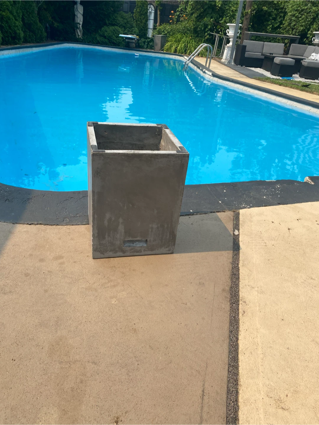 Concrete Planter / Side Table - photo 3