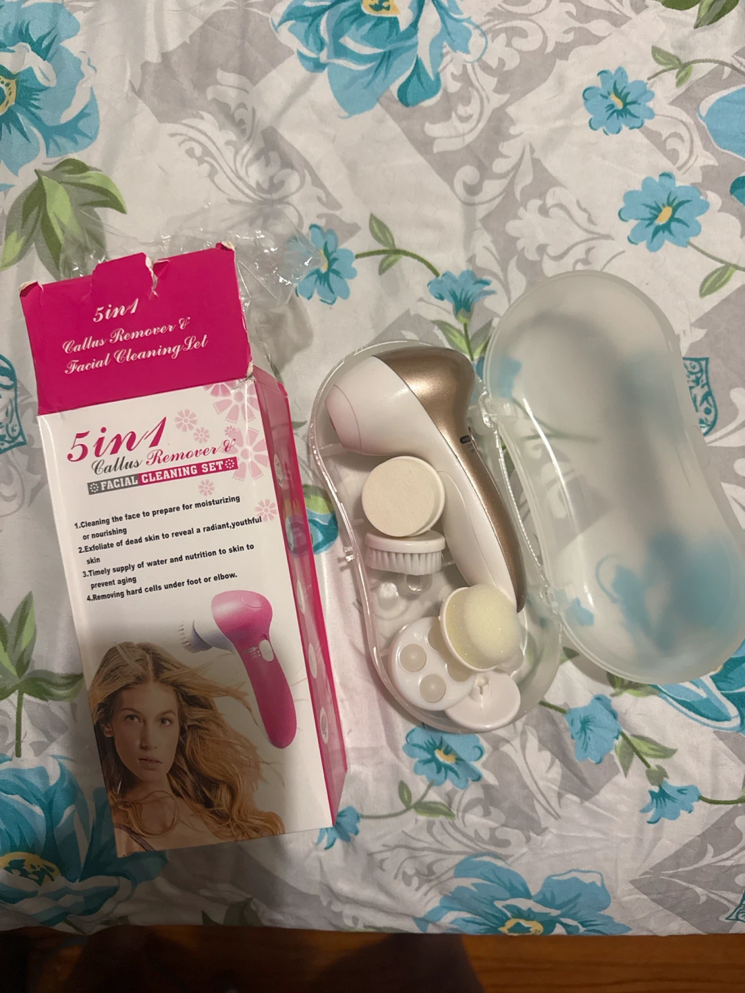 5-in-1 Callus Remover & Facial Cleaning Set