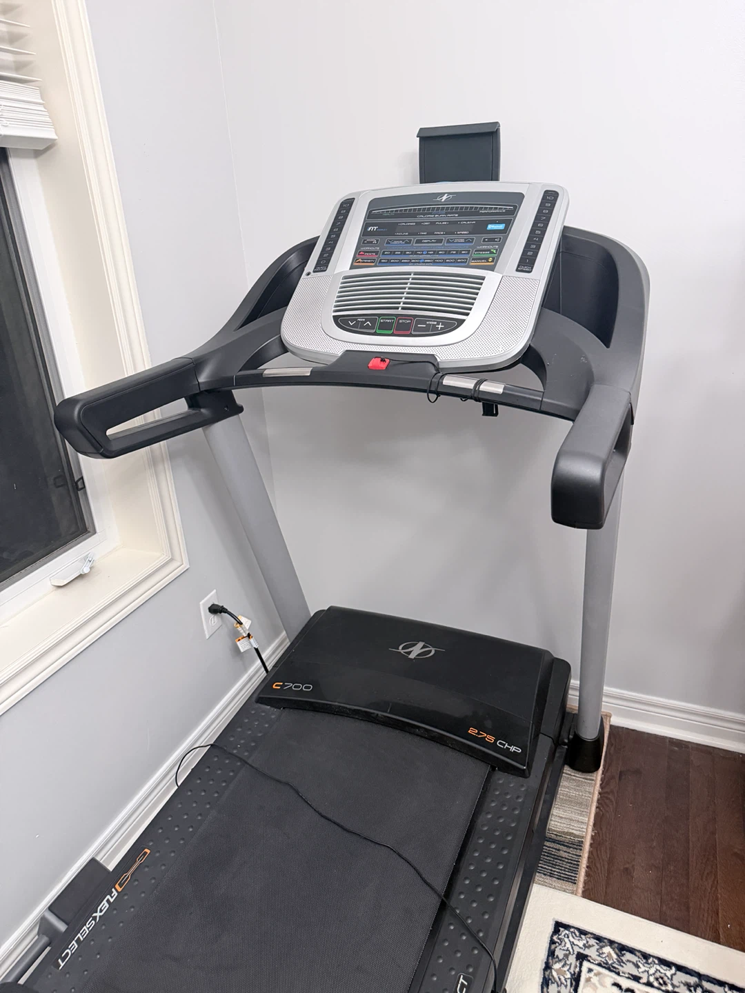NordicTrack C700 Treadmill - photo 3