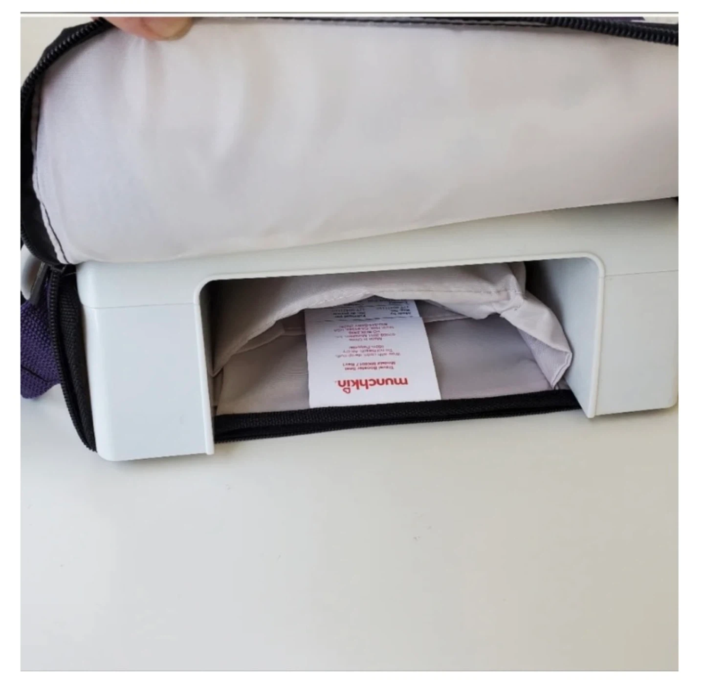 Munchkin Portable Booster Seat - photo 4