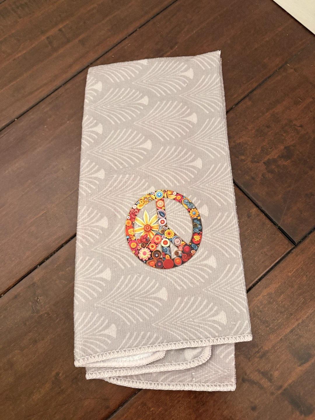 6 Decorative Kitchen/Bathroom Towels with designs - photo 2