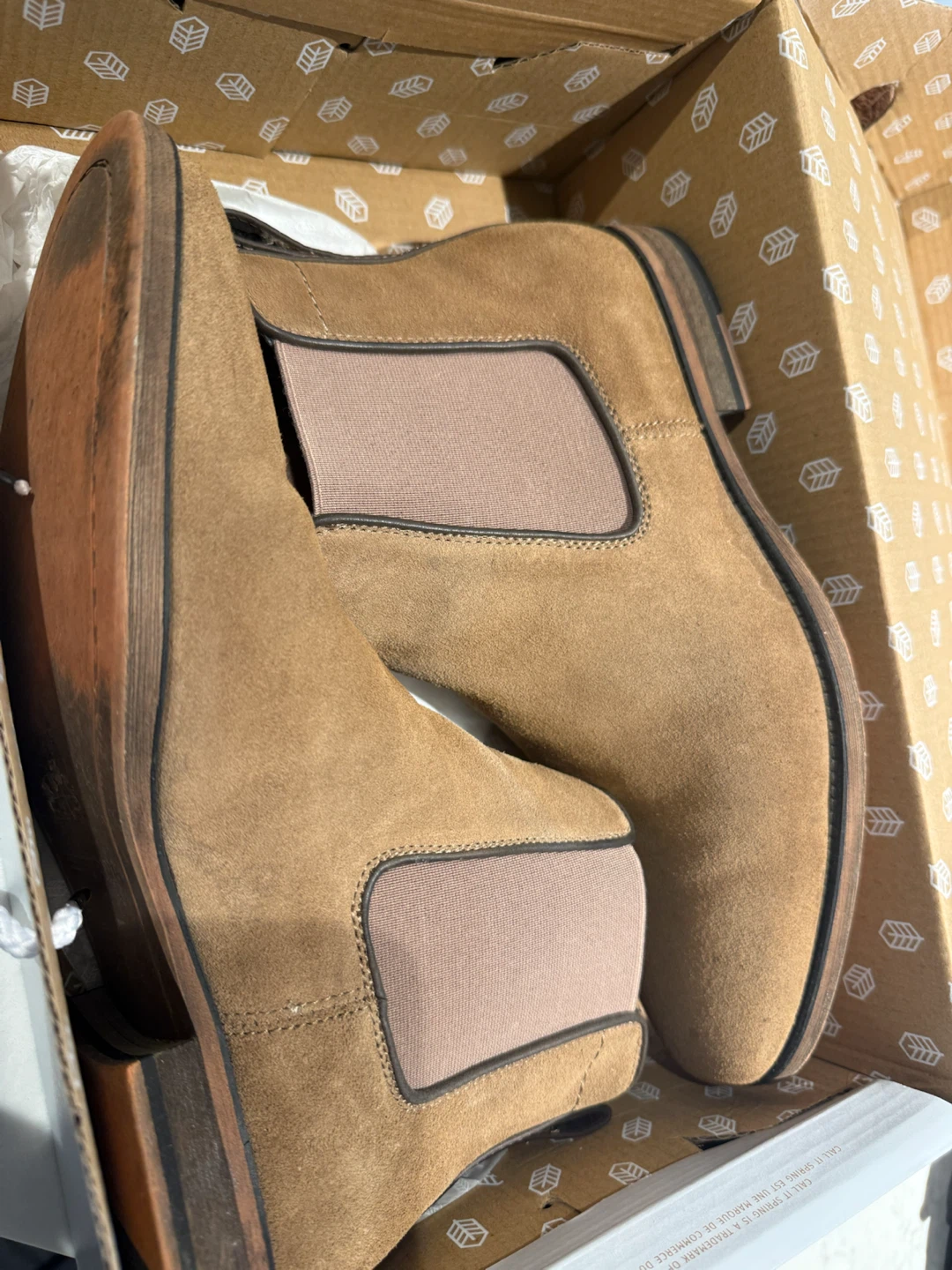Call It Spring CARTE-36 Chelsea Boots - Brown Suede - US 9