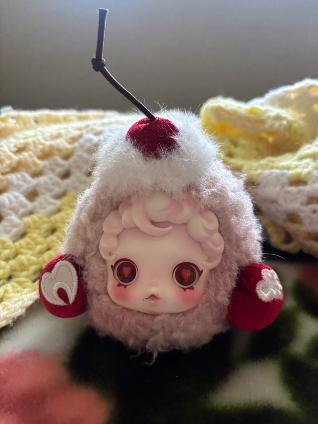 Pop mart skull panda earphone bag