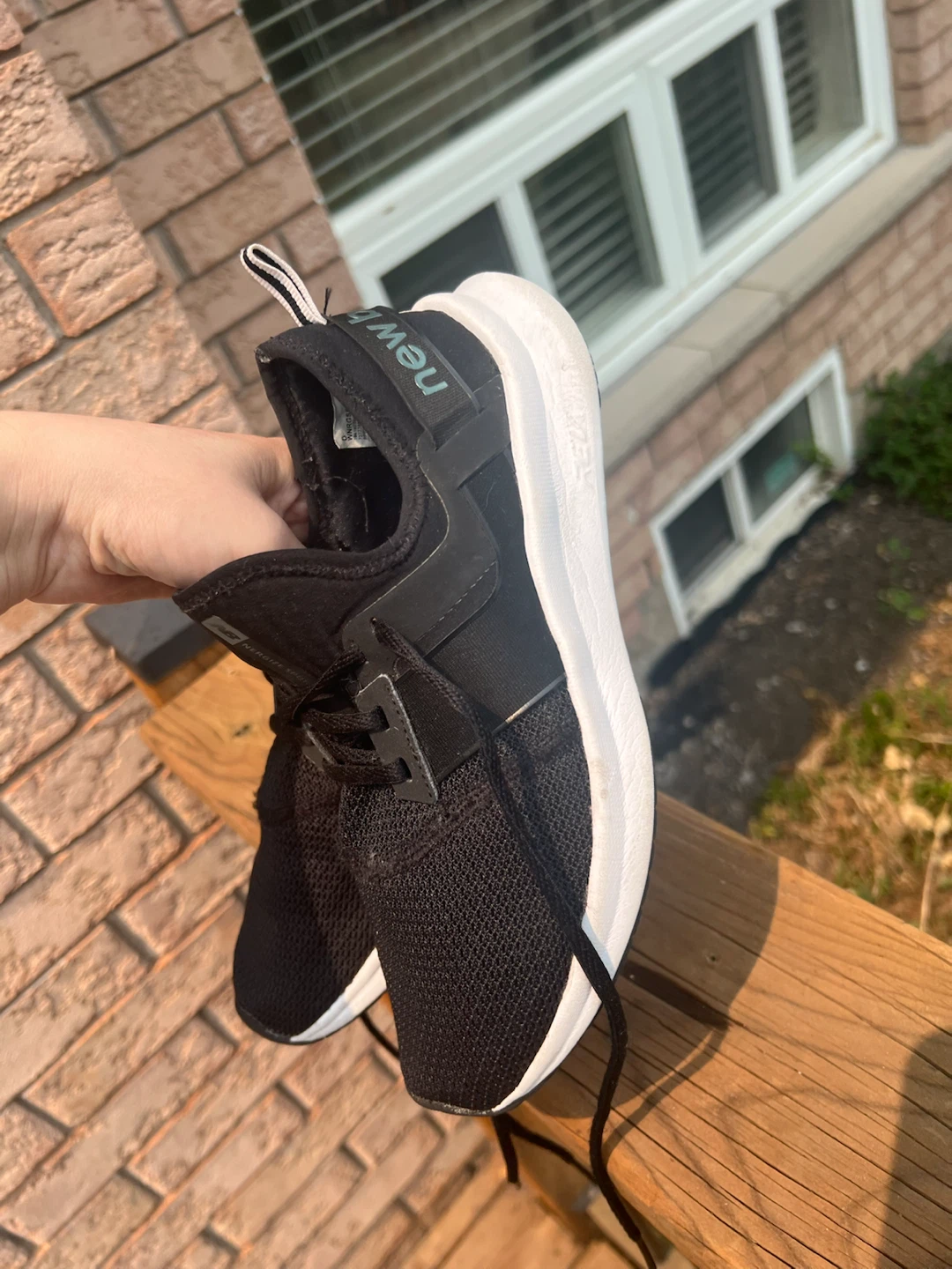 Woman’s New Balance Black Running Shoes size 7.5 - photo 3