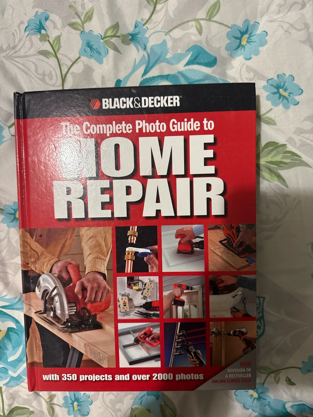 Black & Decker The Complete Photo Guide to Home Repair Book