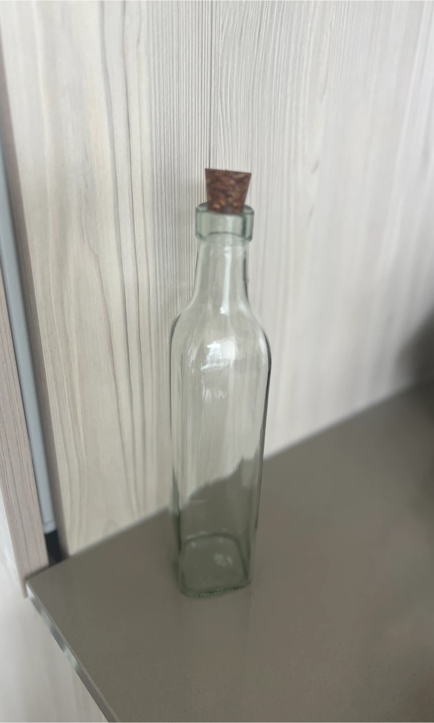 Glass Olive Oil Bottle (500ml)