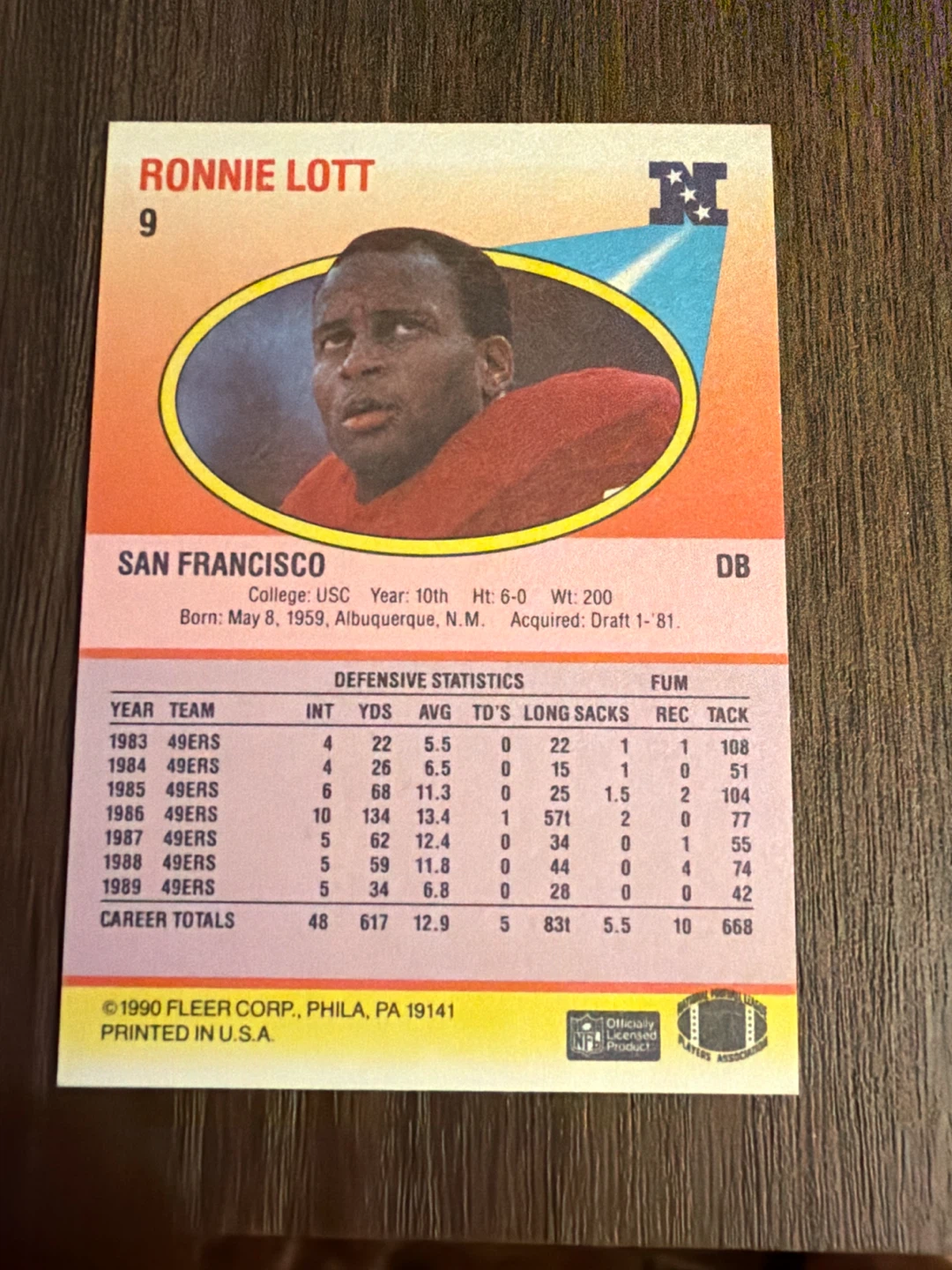 1990 Fleer Ronnie Lott Football Card - photo 2