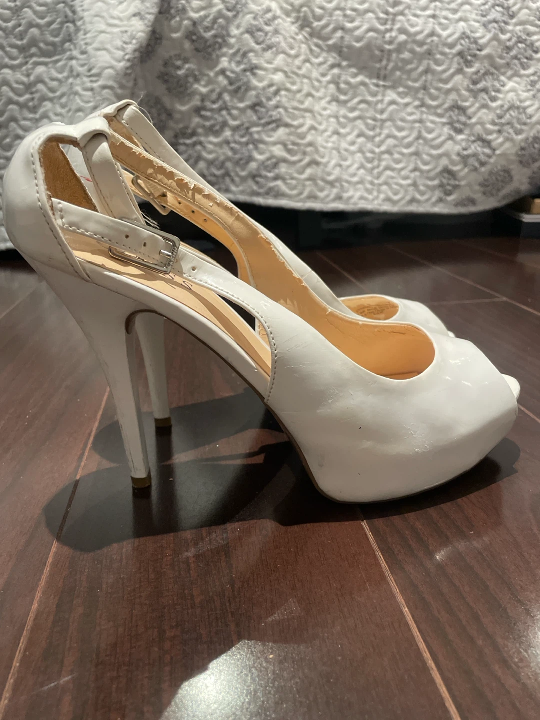 Guess White Peep-Toe Heels with Ankle Strap