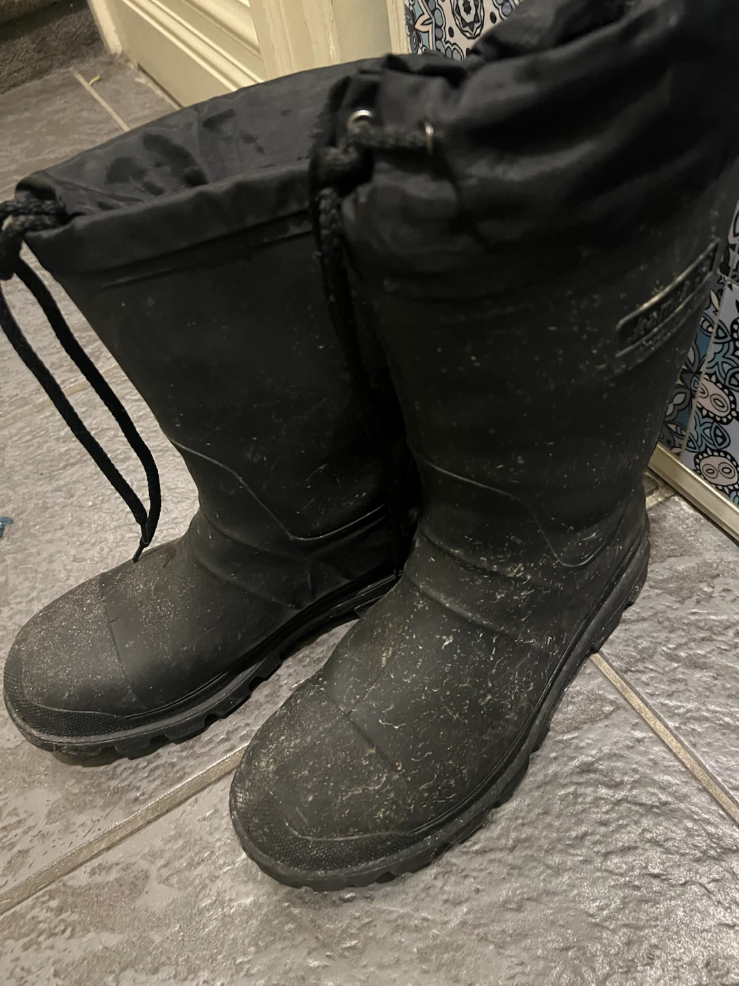 Kamik Black Winter Boots - Size 9