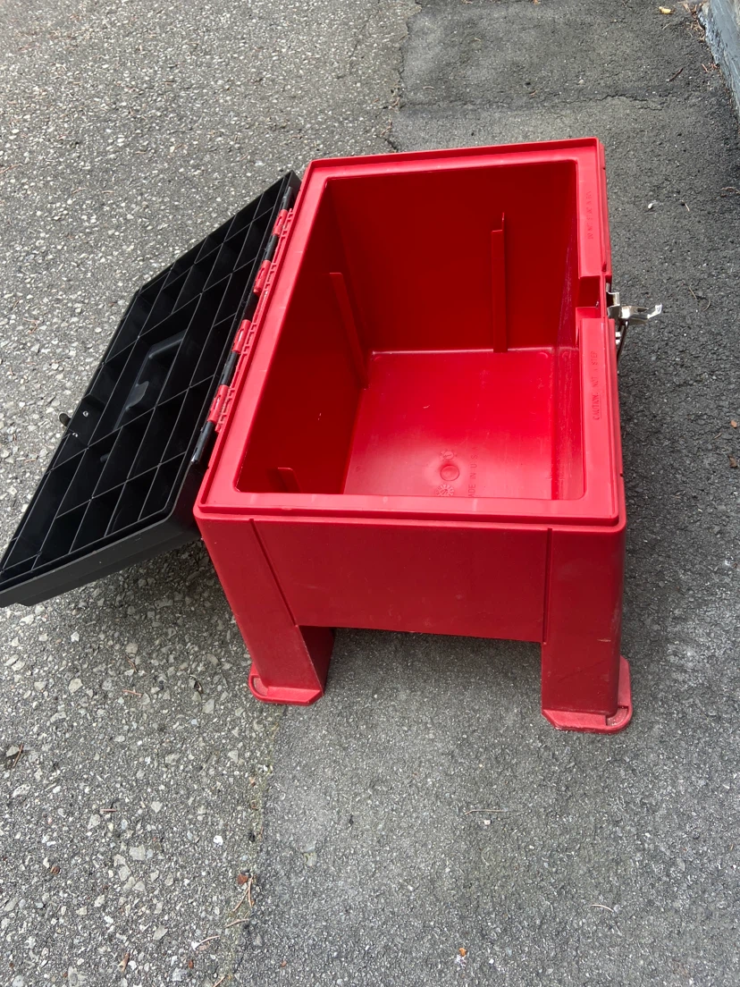 Sterilite Step Stool - photo 2