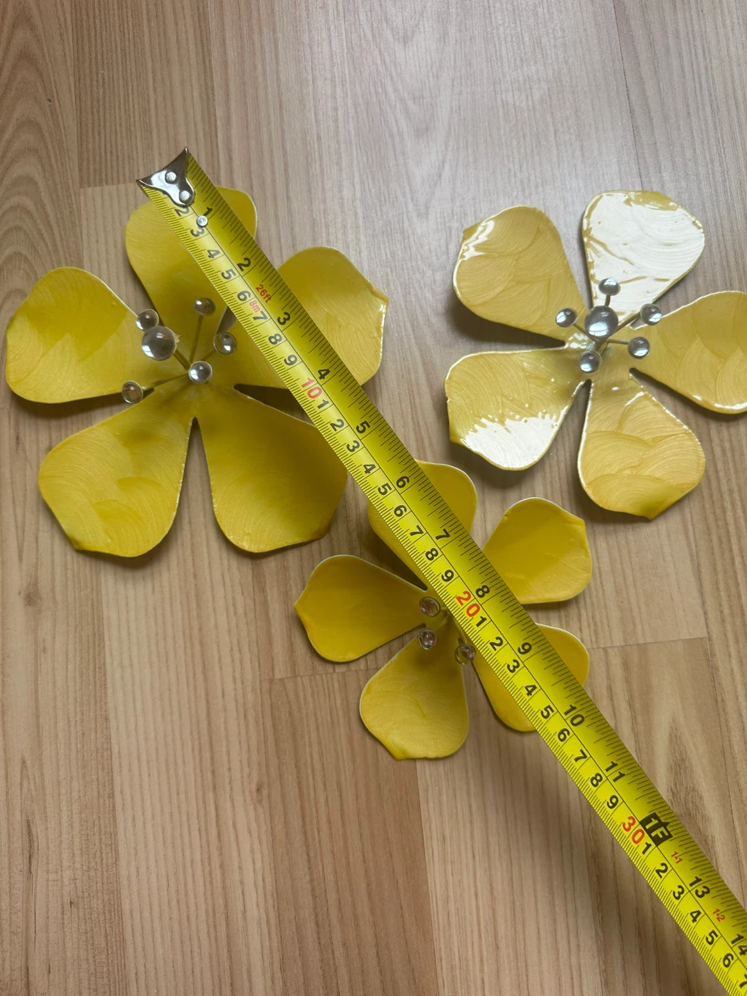 Set of 3 Yellow Flower Wall Decor - METAL - photo 3