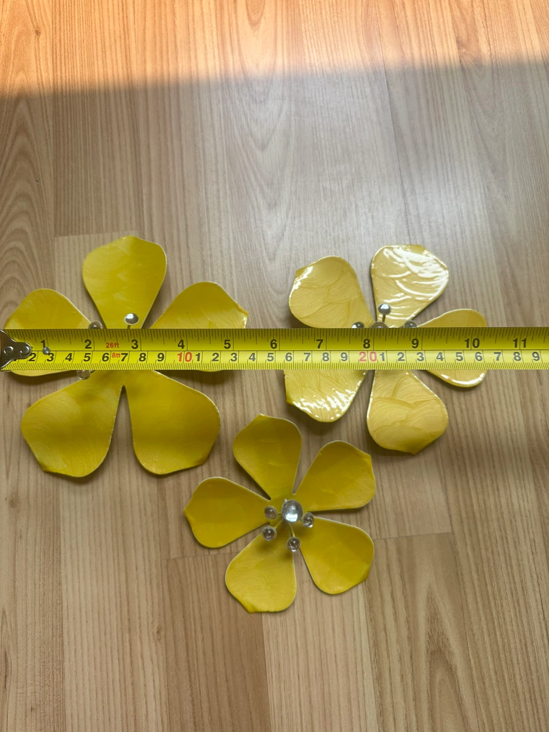 Set of 3 Yellow Flower Wall Decor - METAL - photo 2