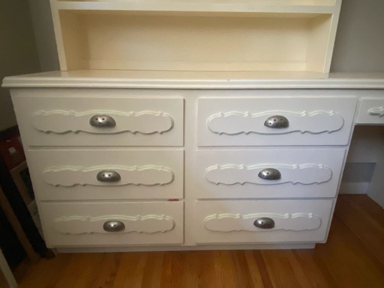 Cream Vanity Desk with Hutch and Drawers - photo 2