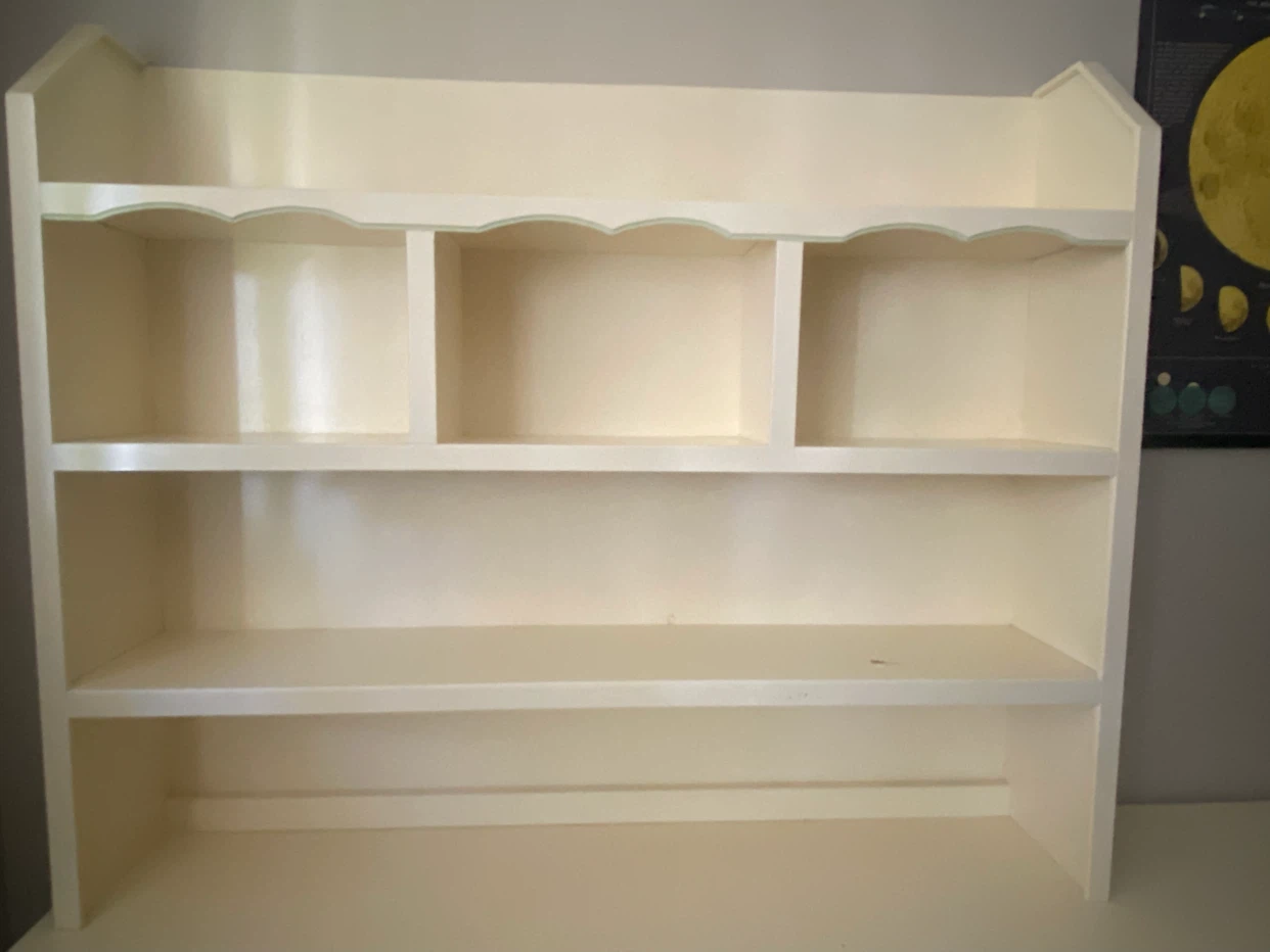 Cream Vanity Desk with Hutch and Drawers - photo 3