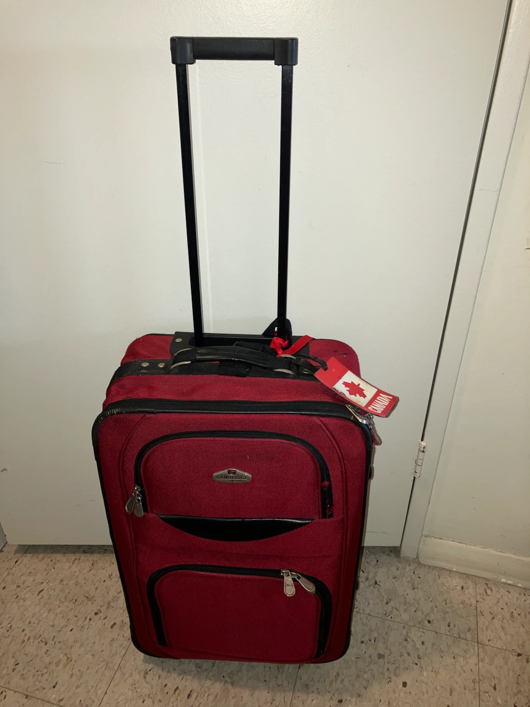 Cambridge by Travelway Rolling Carry-on