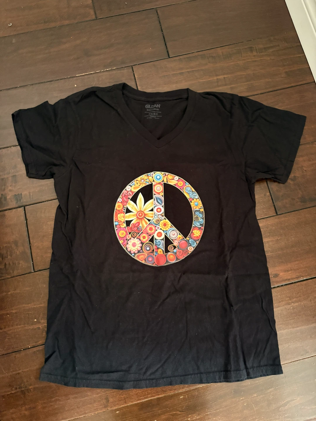 7 assorted Graphic T-Shirts - photo 5