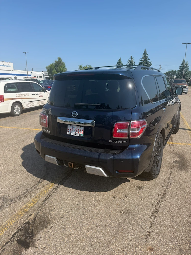 2017 Nissan Armada Platinum 89,000 km’s - photo 3