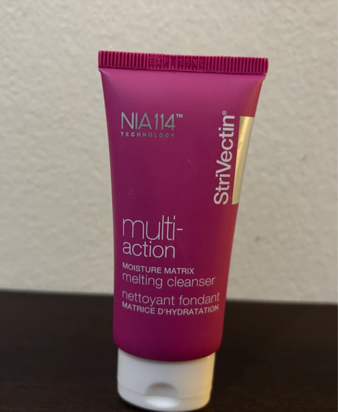 NEW-StriVectin Multi-Action Moisture Matrix Melting Cleanser