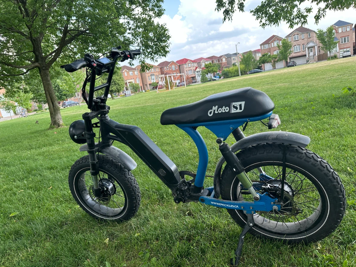 Blurev Moto 81 Dual Motor