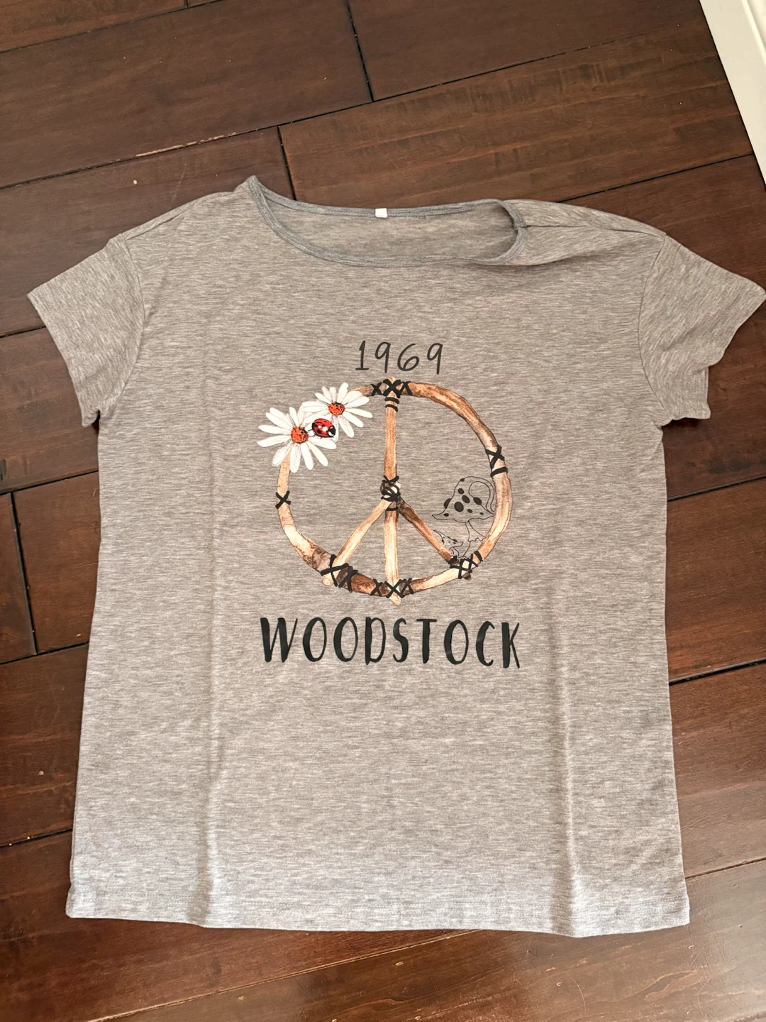 4 Women's Graphic T-Shirts