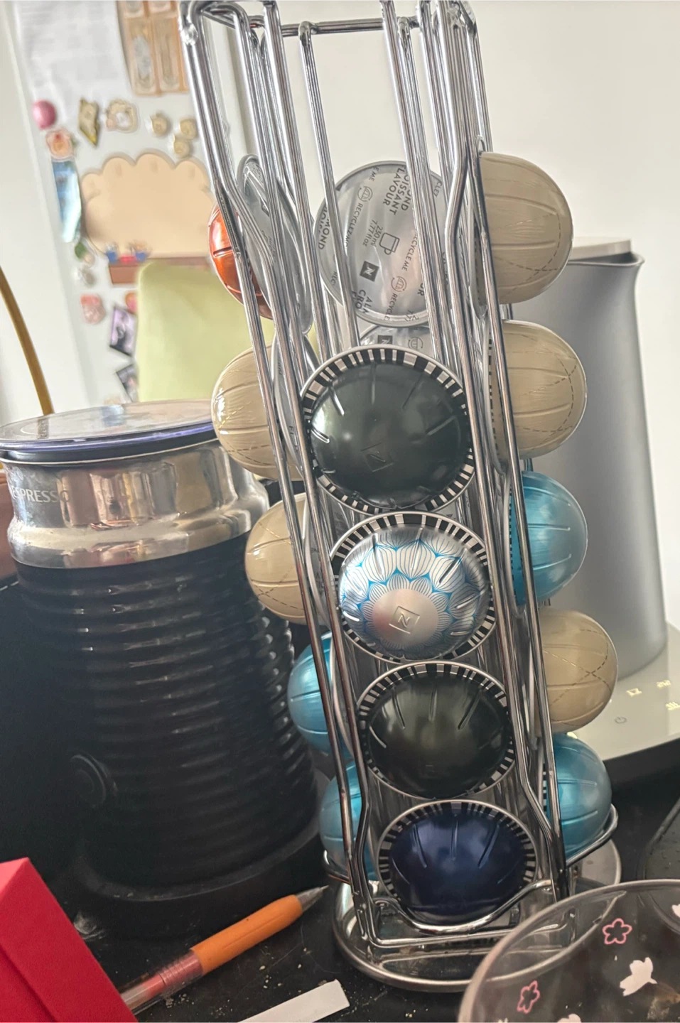 Nespresso VertuoPlus w milkfrother capsule descale - photo 2
