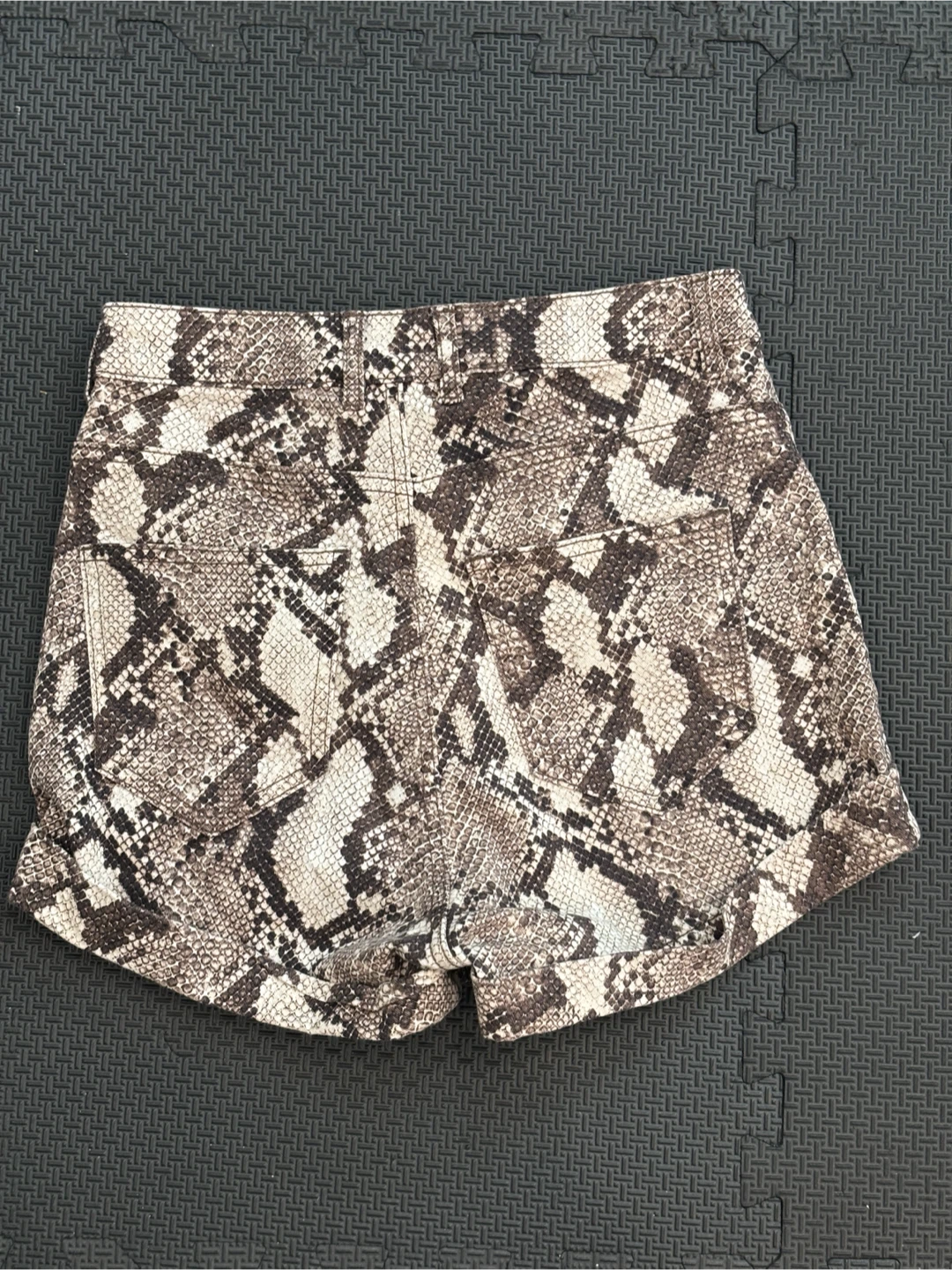 H&M Snake Print Denim Shorts - Size 6 - photo 3