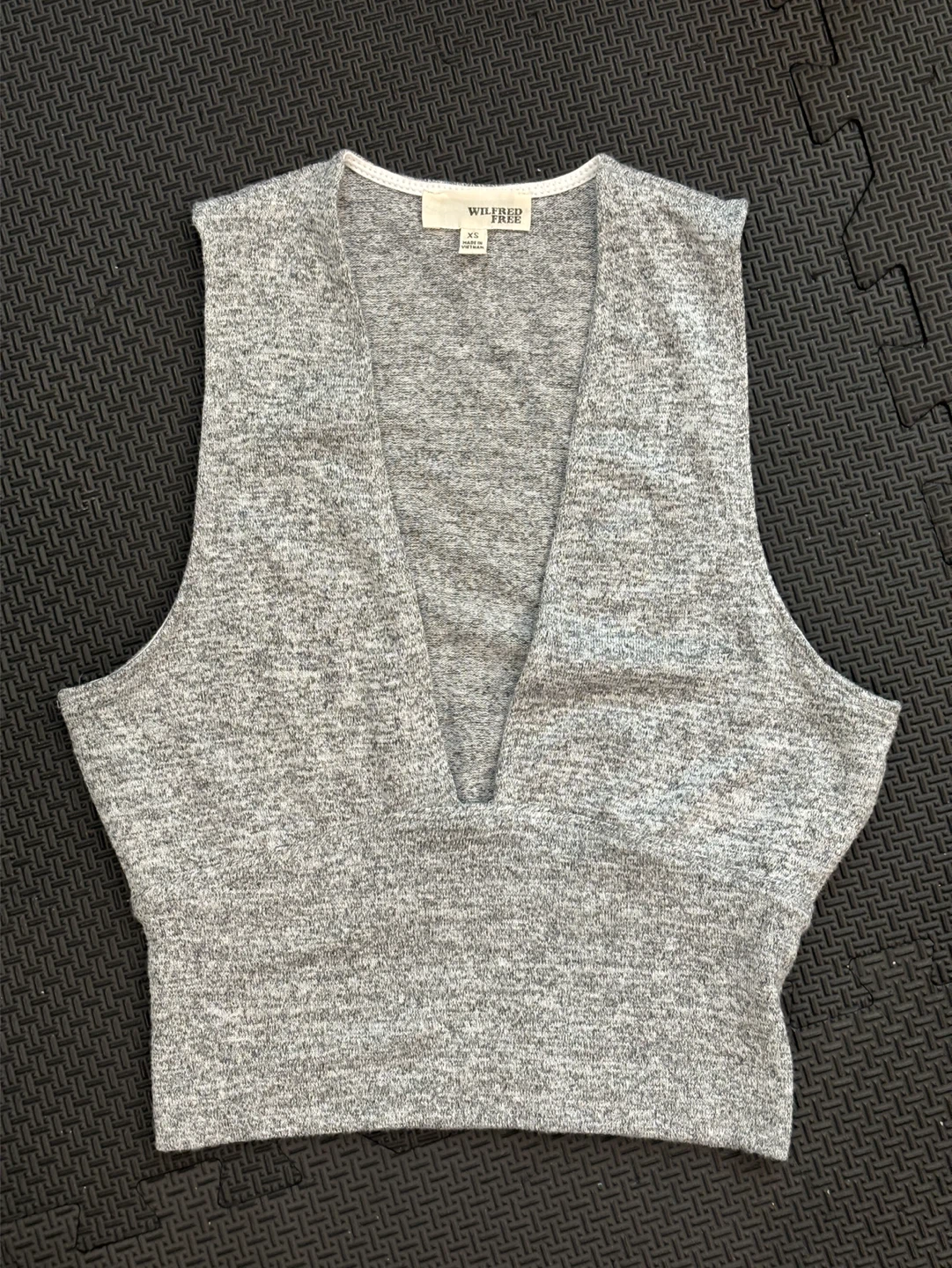Wilfred Free Grey V-Neck Sleeveless Crop Top XS
