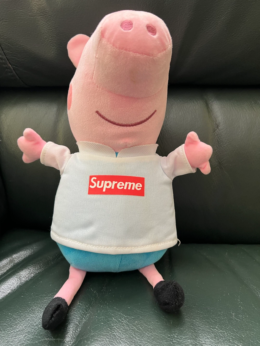 Peppa Pig Plush Toy with Supreme Shirt - photo 2
