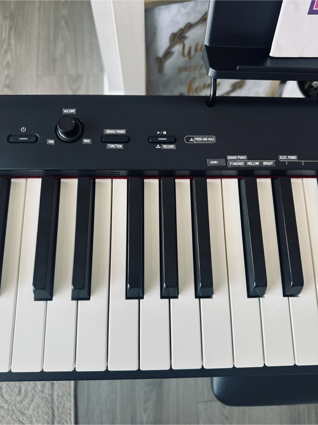 Beautiful Casio Digital Piano 88 weighted key – Like New, 3pedal - photo 2