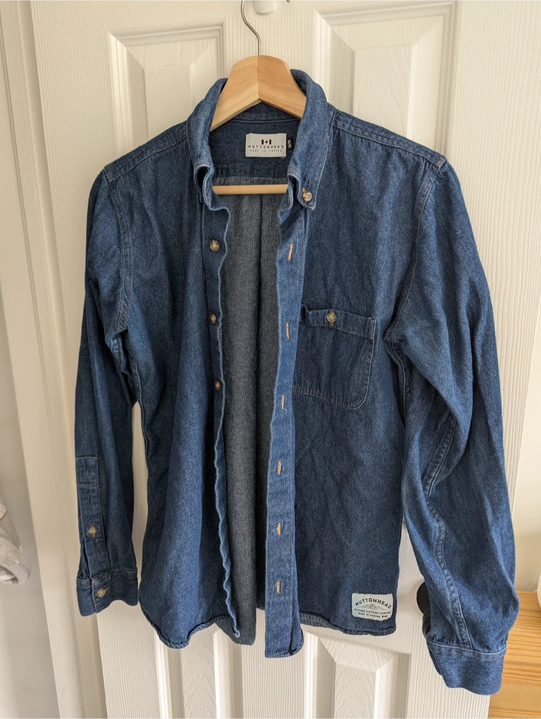 Muttonhead Unisex Size Medium Denim Button Up