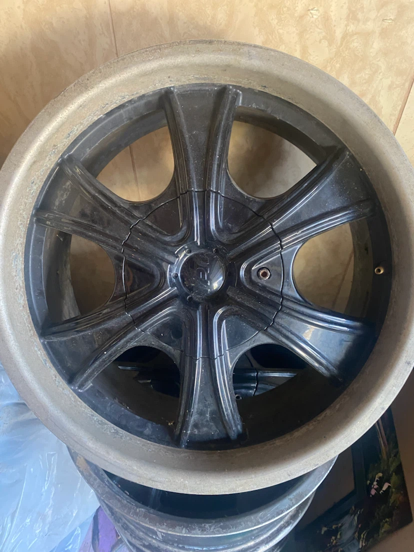 Set of 4 Black Alloy Wheels - photo 2