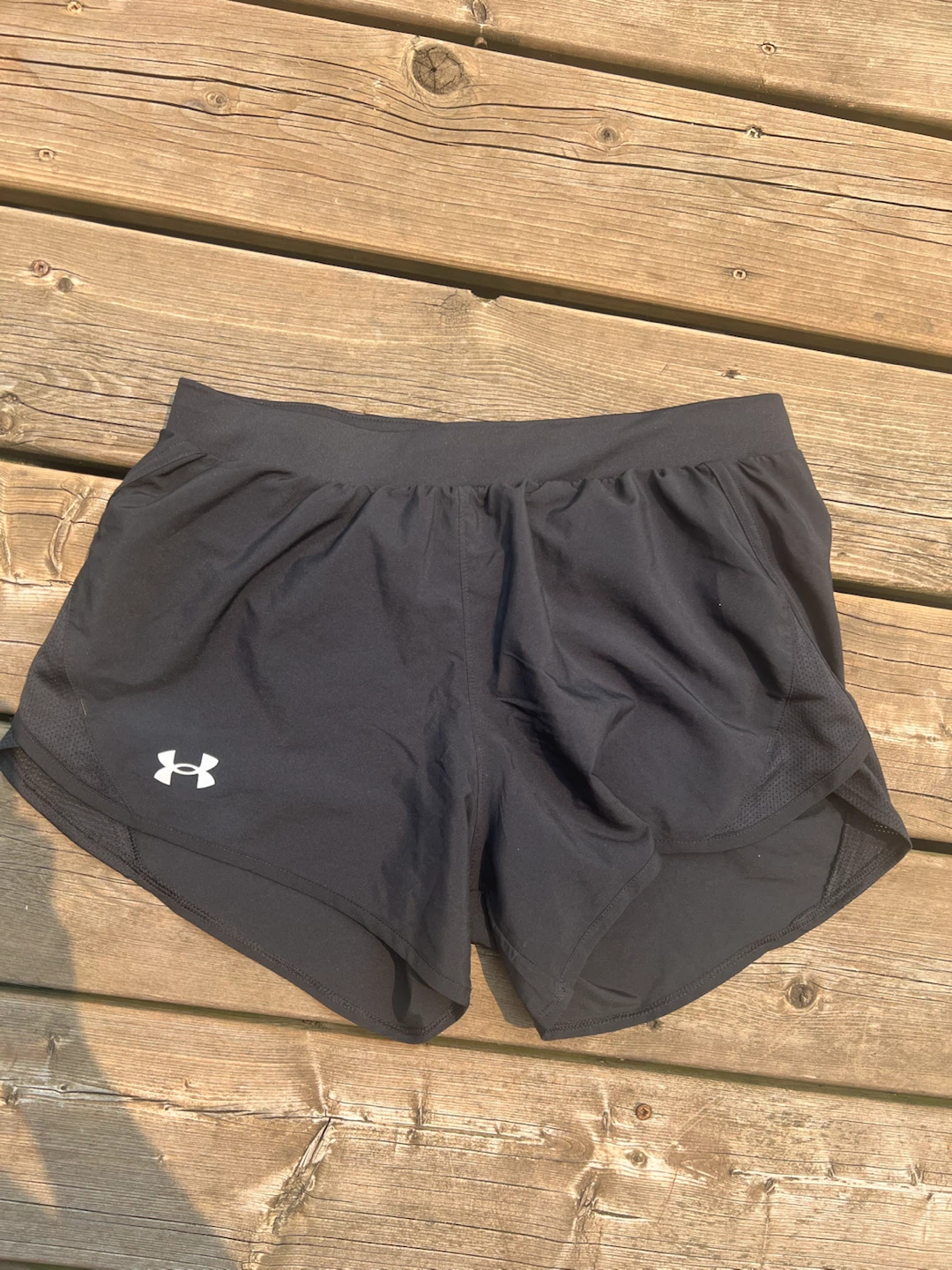 Woman’s Under Armour Fly By shorts size S - photo 2