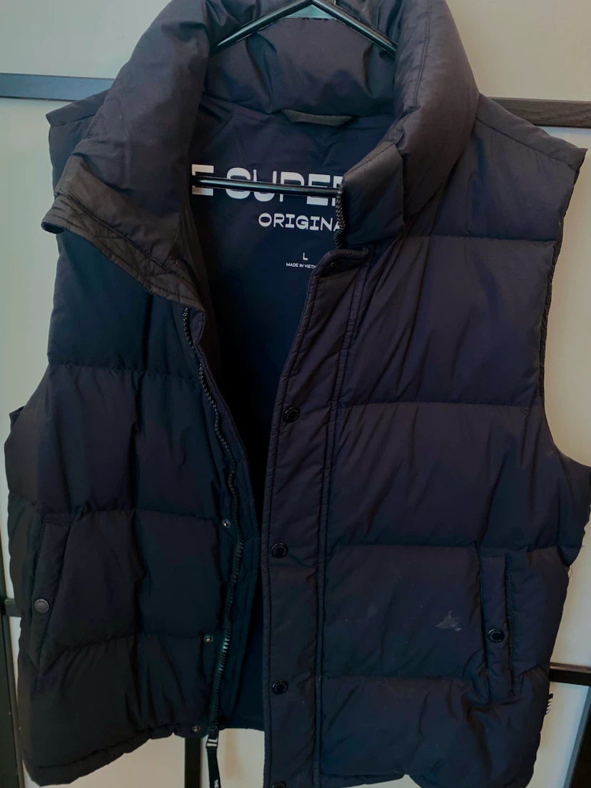 Aritzia super puff vest