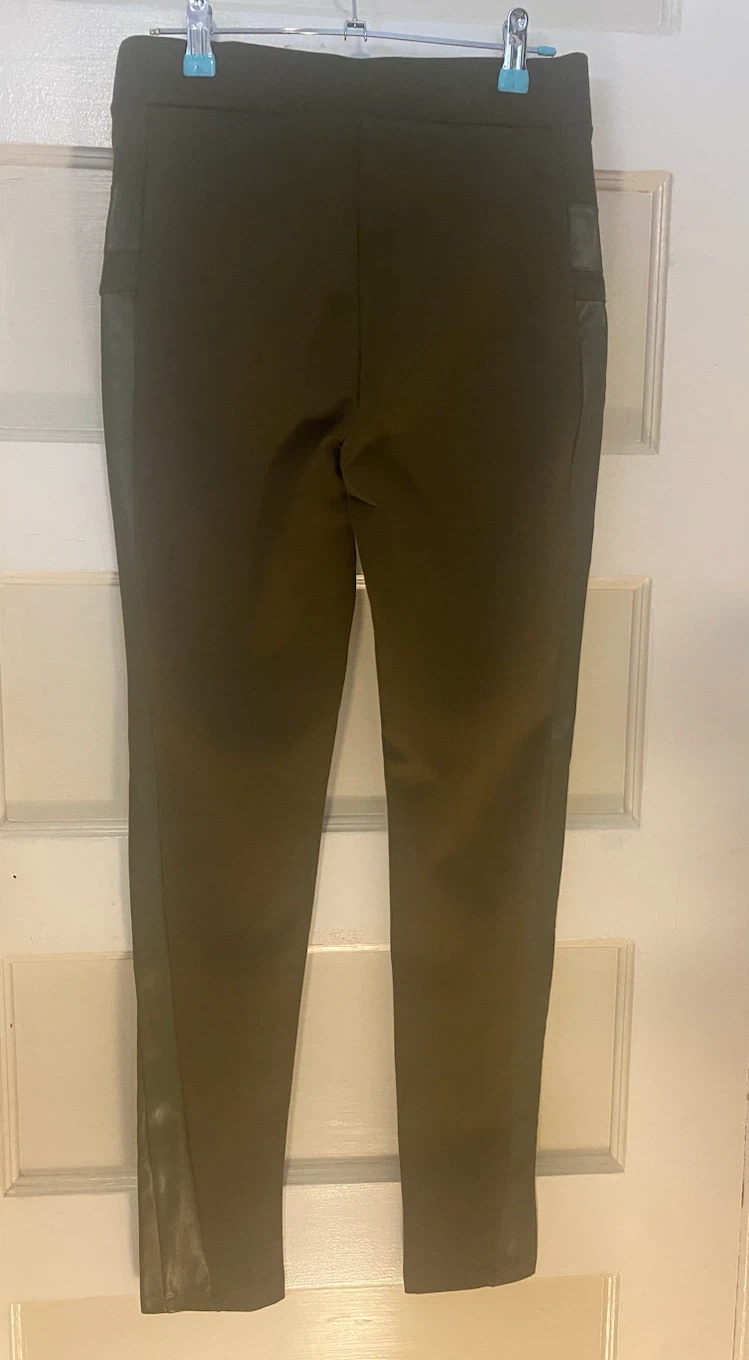 Forever 21 Olive Green Pants Size M - photo 2