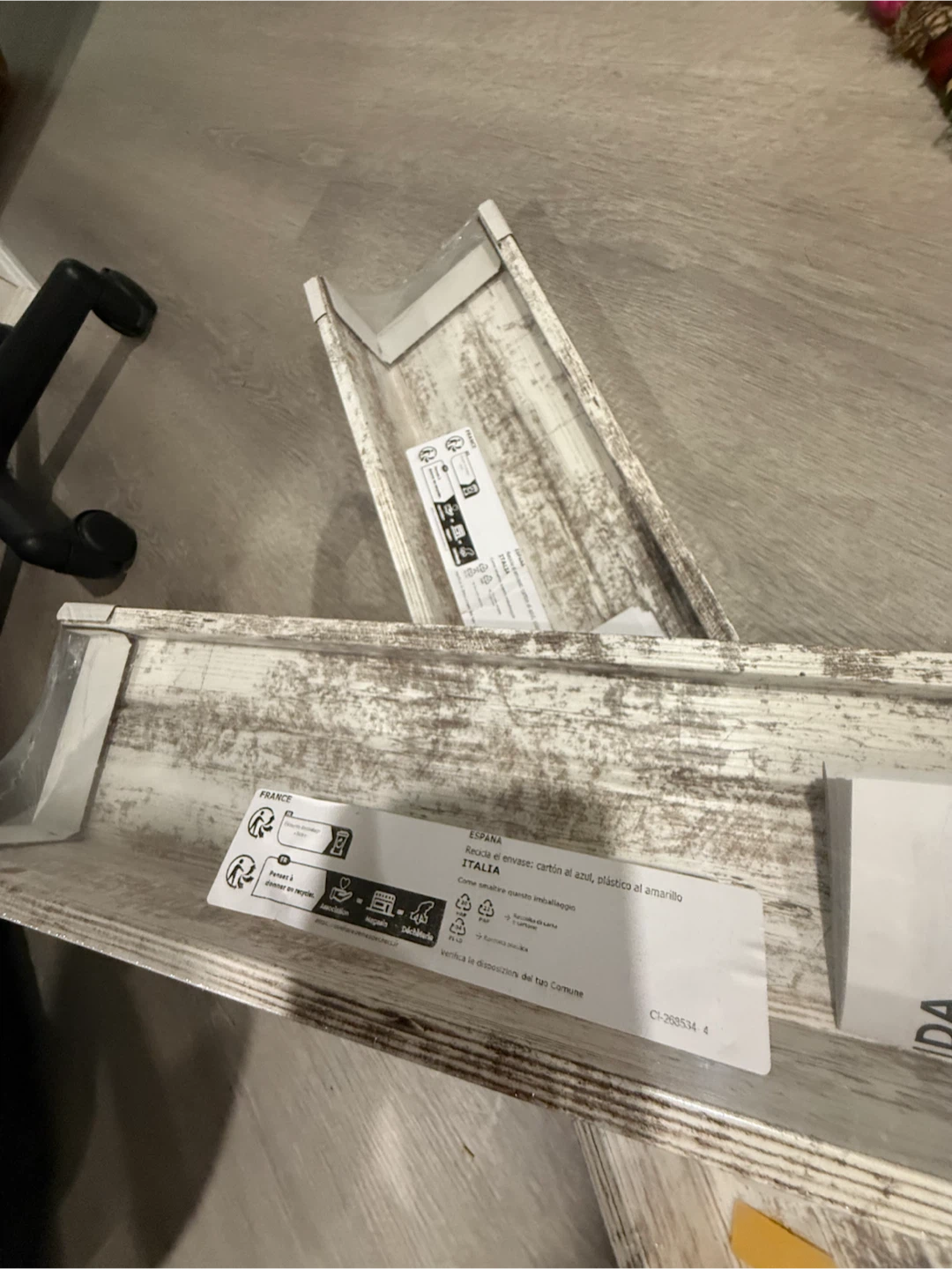 BRAND NEW Pair of Ikea Mosslanda shelves