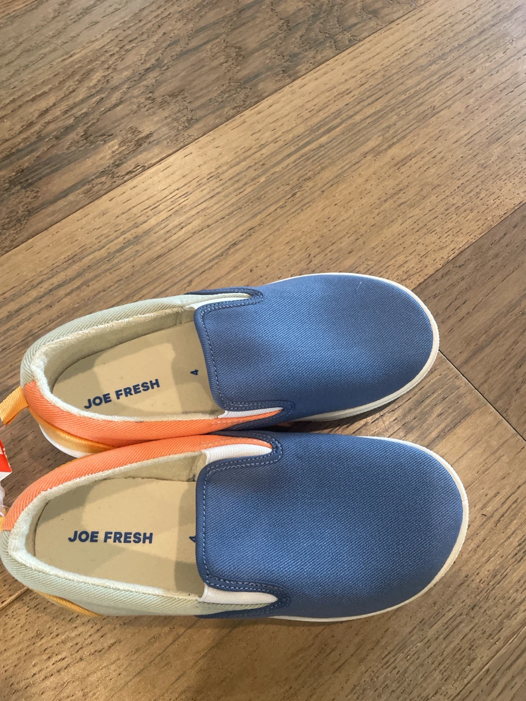 Joe Fresh Slip-On Shoes Size 4 - photo 2